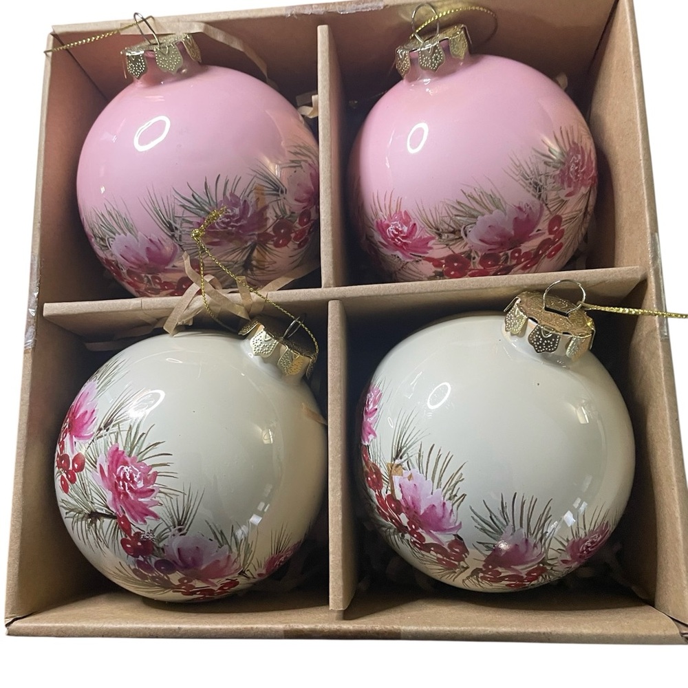 Charming vintage Glass Christmas Ornaments Set of 4